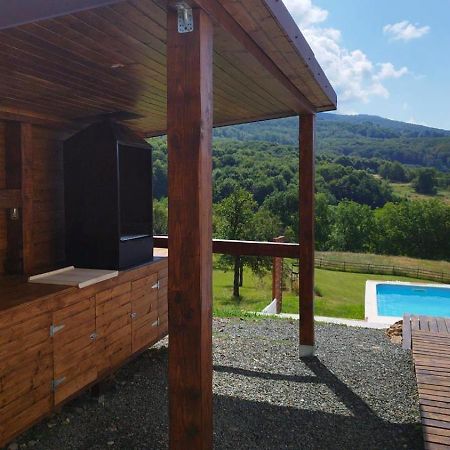 Le Chalet M - Cabana Cu O Panorama De Poveste. Surdesti  Экстерьер фото
