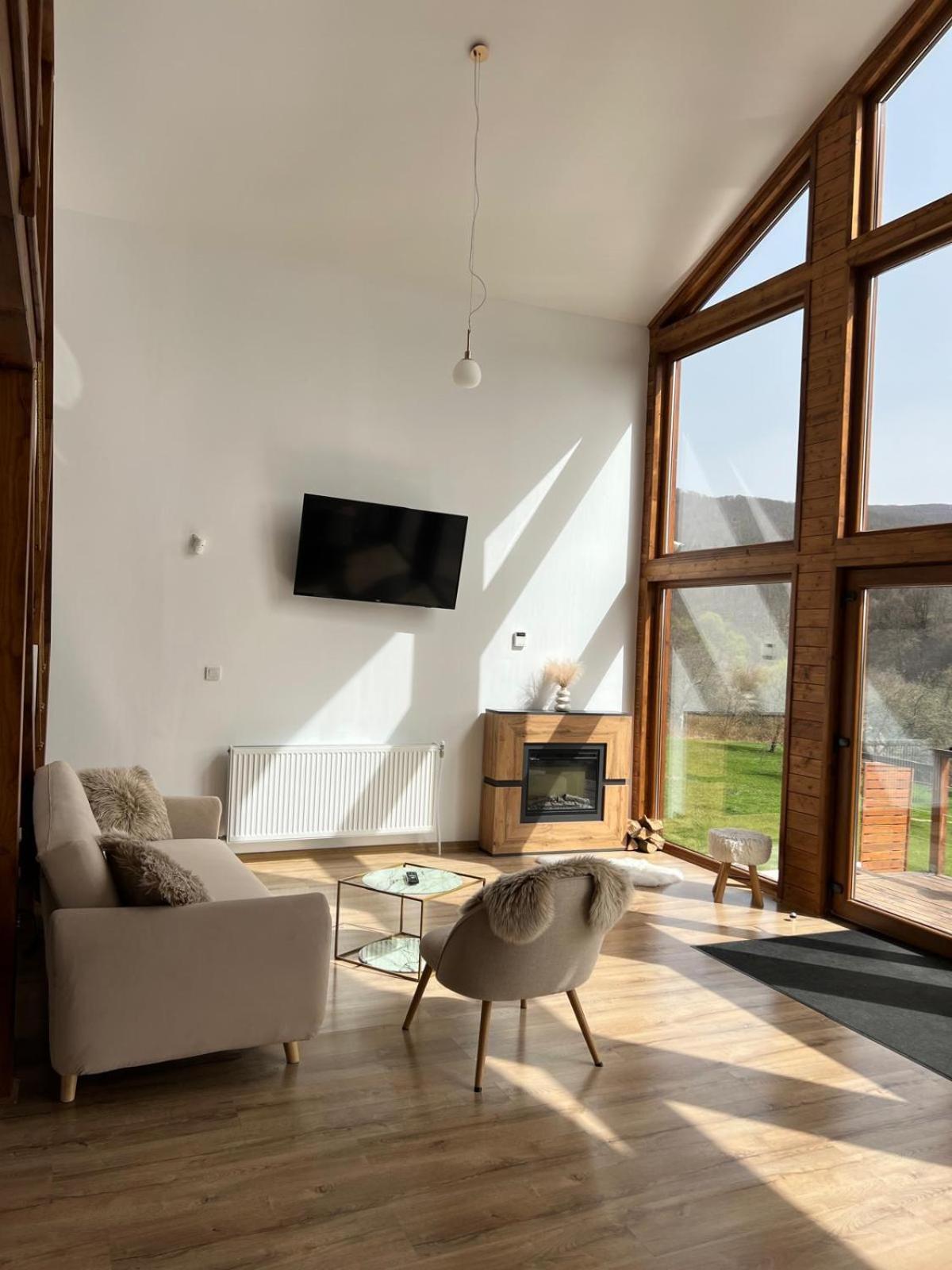 Le Chalet M - Cabana Cu O Panorama De Poveste. Surdesti  Экстерьер фото